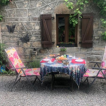 Maison De Campagne Sarroux Eksteriør bilde
